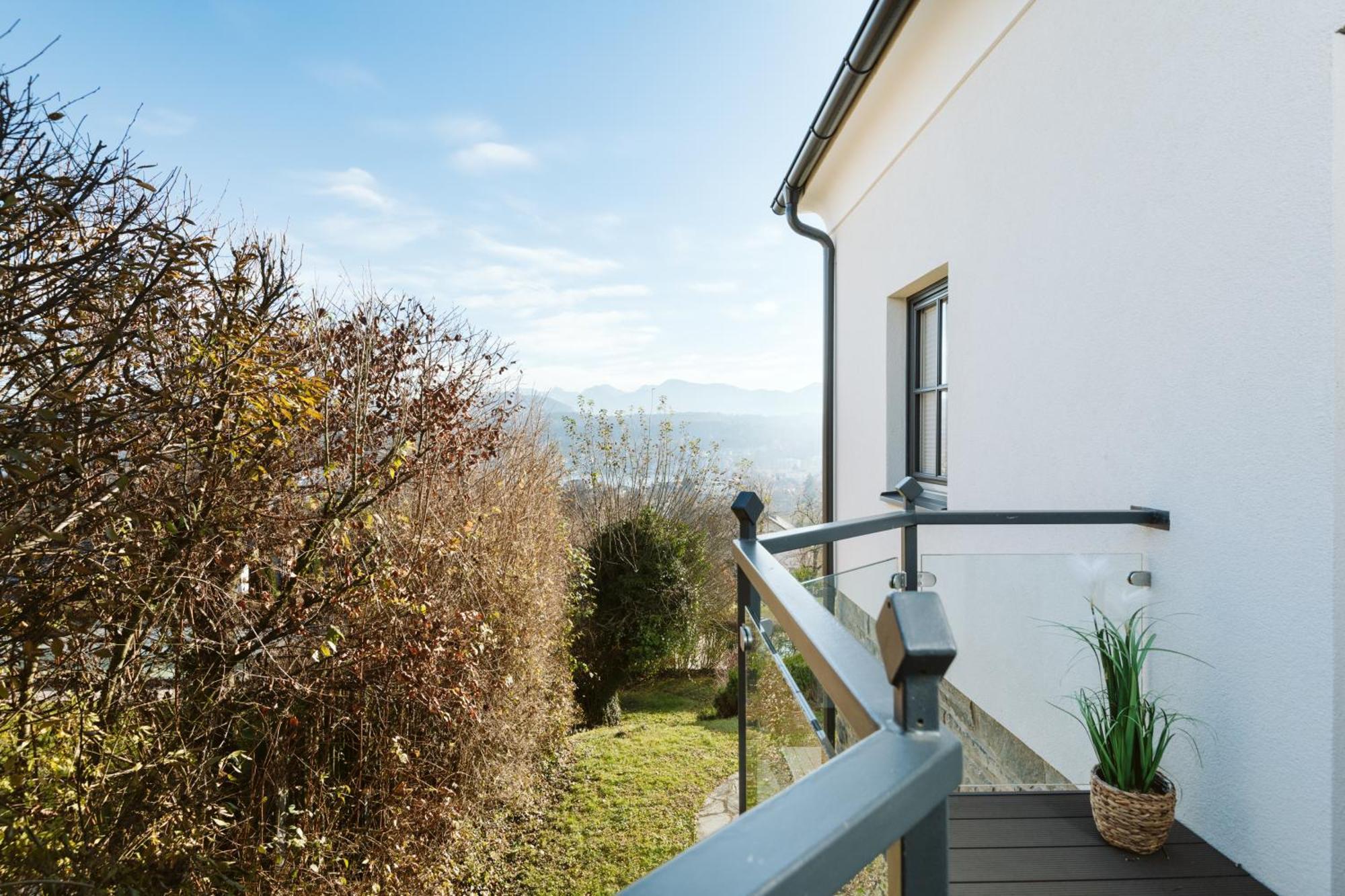 Haus Aussicht - Ferienwohnungen Velden Velden am Wörthersee Camera foto